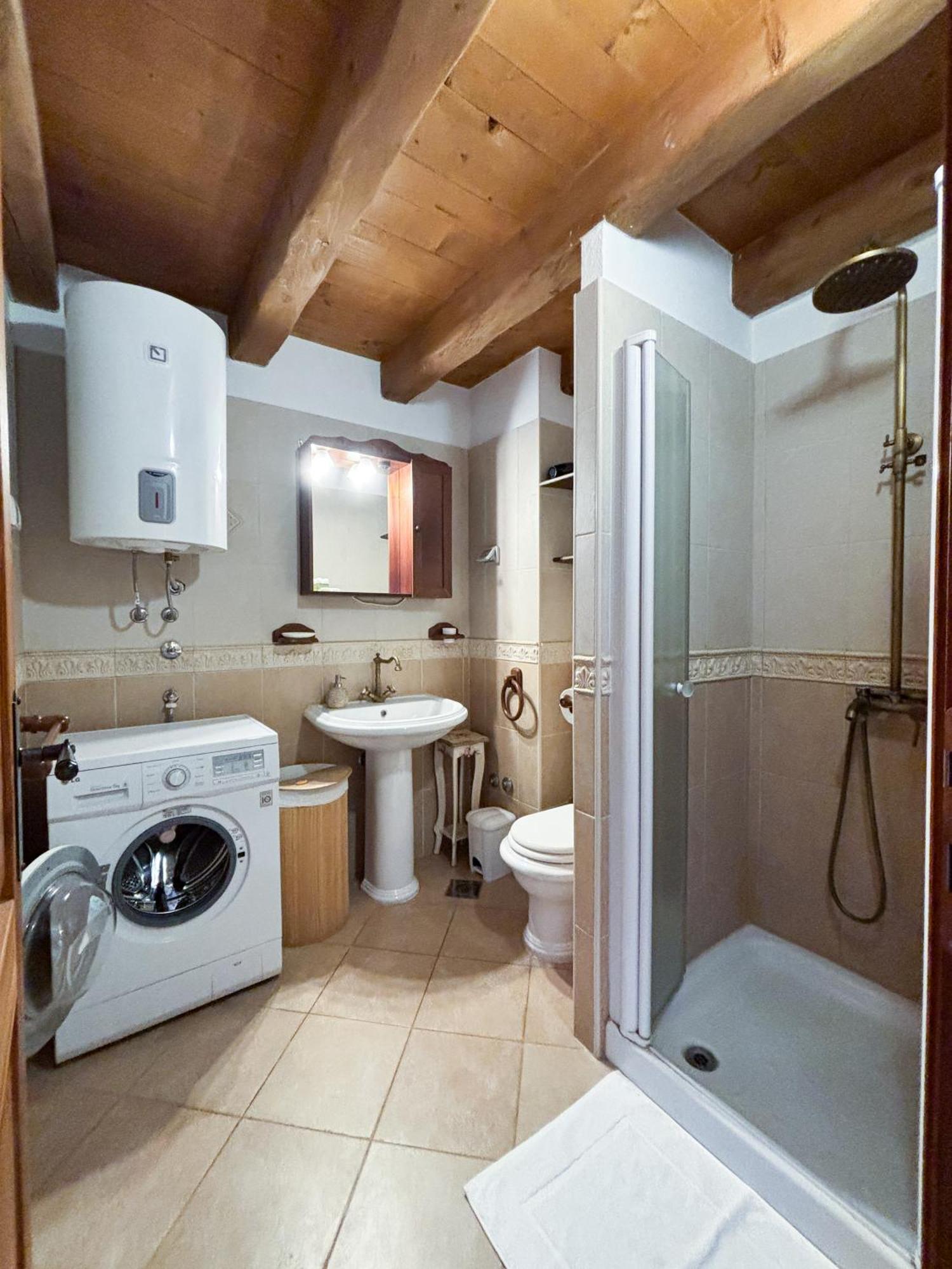 City Center Coastal Escape - Apartments With Sea View Or Cozy Room Novigrad  Zewnętrze zdjęcie