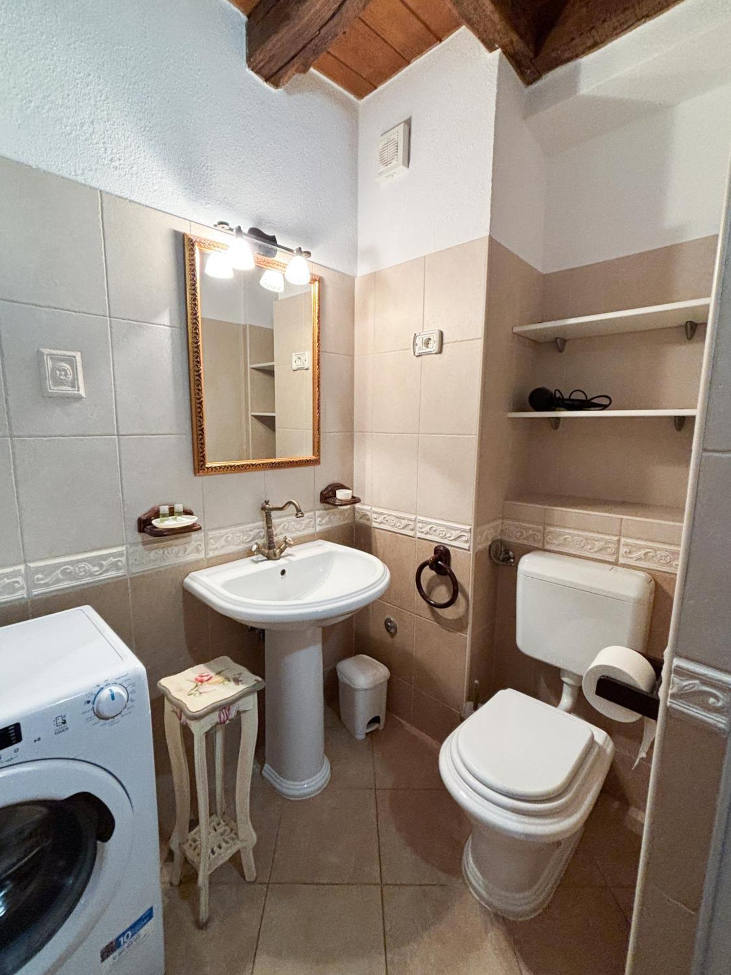 City Center Coastal Escape - Apartments With Sea View Or Cozy Room Novigrad  Zewnętrze zdjęcie