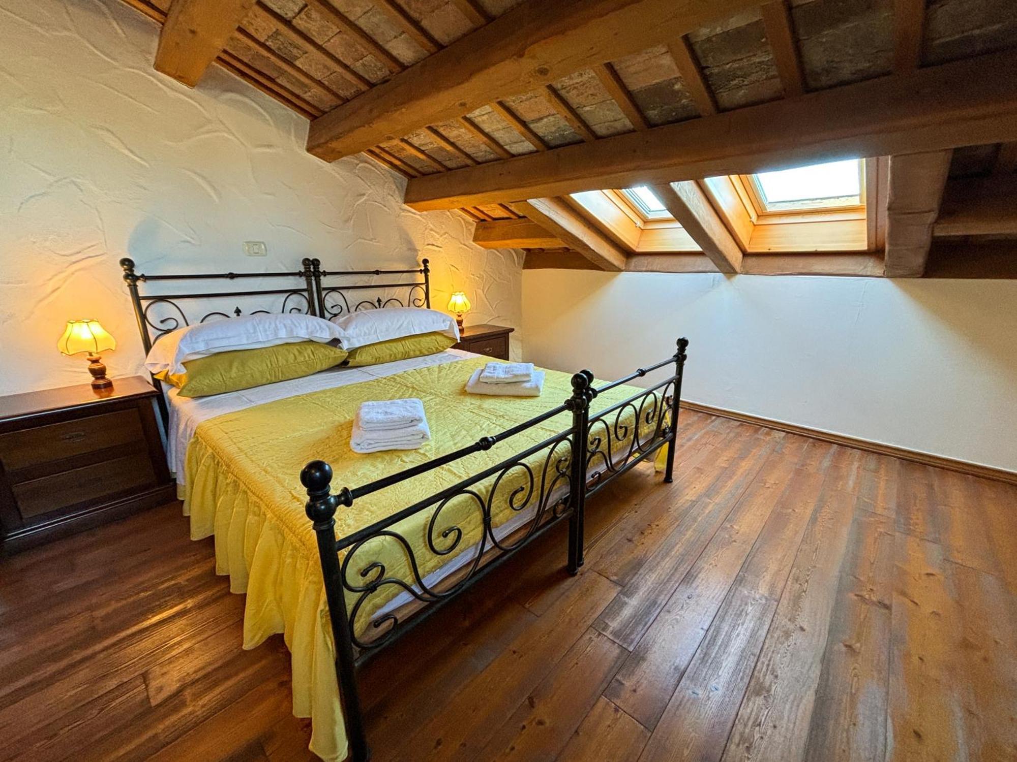 City Center Coastal Escape - Apartments With Sea View Or Cozy Room Novigrad  Zewnętrze zdjęcie